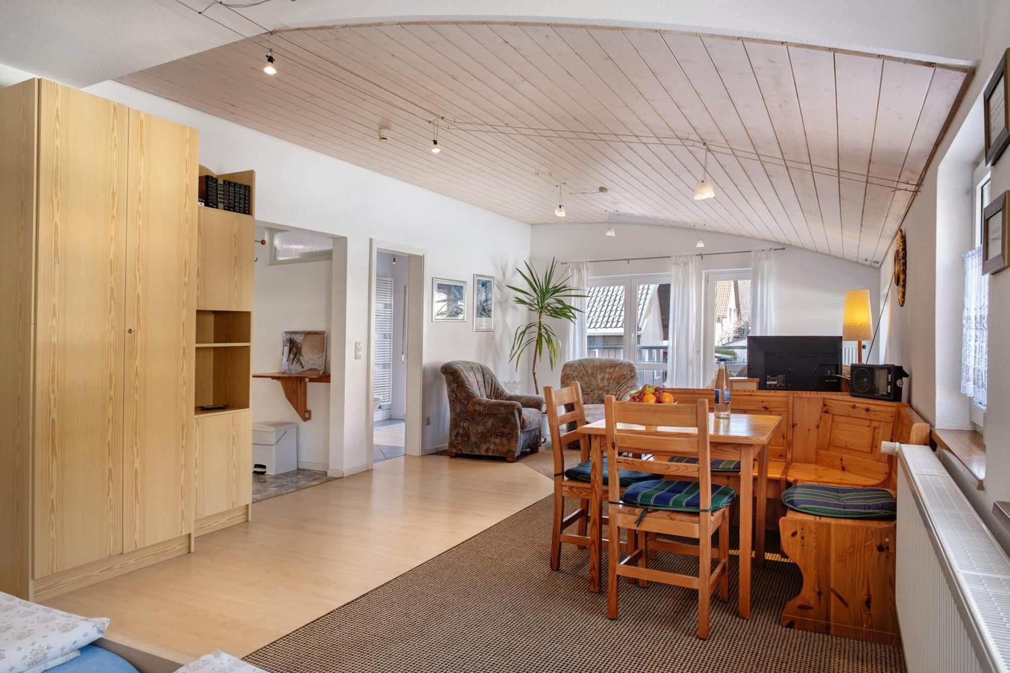 Appartement Uhren Allgaier Schönwalde